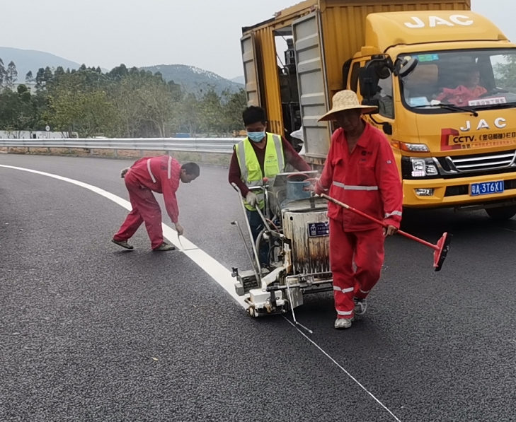 马路划线机