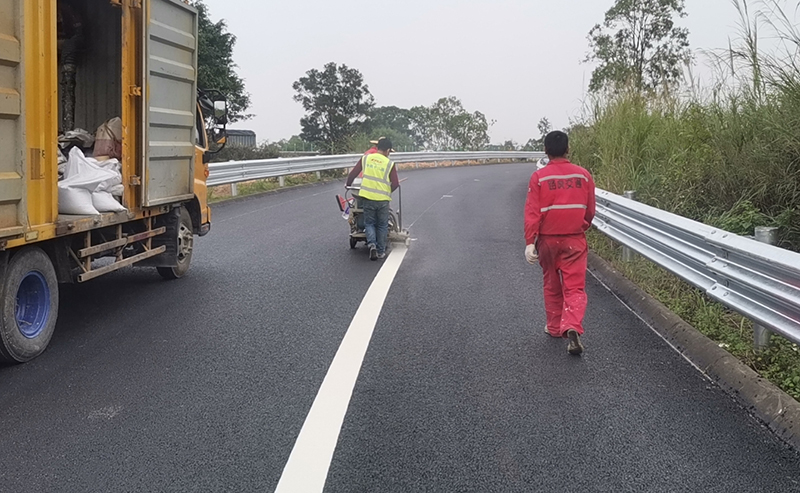 道路标线涂料